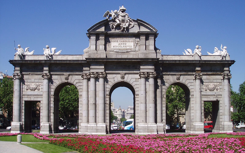 Puerta de Alcalá - Edescas2 para Wikimedia.org